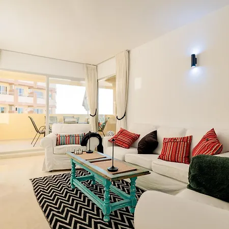 公寓 Center Beachfront Sea Views Pool & Parking *